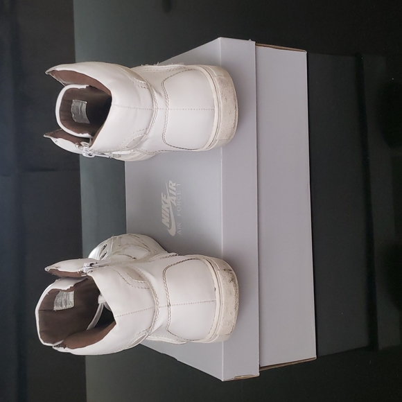 White sneaker High tops by Steve madden. - Picture 6 of 10